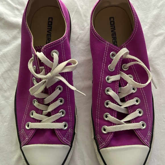 Converse Other - Magenta CT Converse, women’s size 11, men’s size 9.